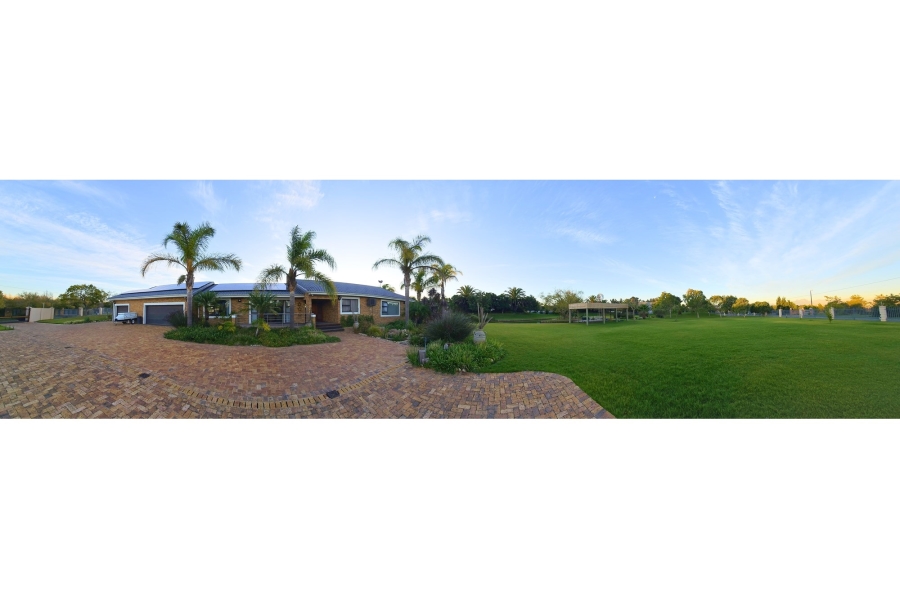 3 Bedroom Property for Sale in Vierlanden Western Cape